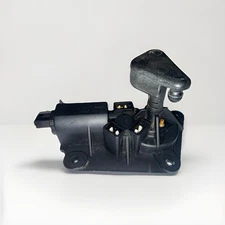 00-05 Ford Excursion Right Passenger Quarter Glass Vent Motor OEM YC3Z7830478AA