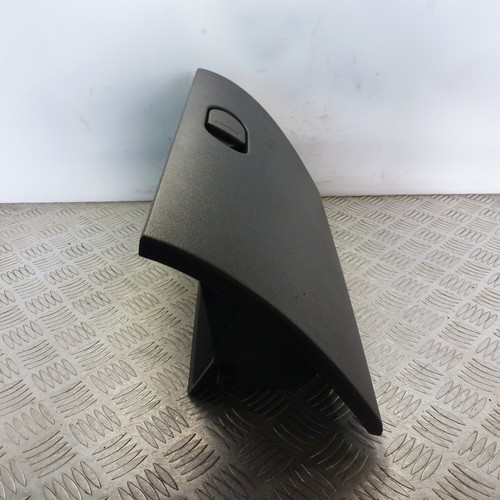 2016 MG 3 1.5 VTI PETROL GLOVE BOX 30051679 - Picture 4 of 12