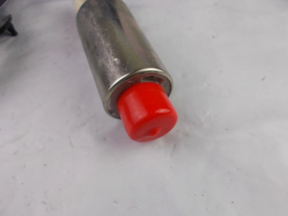 Bomba de combustible eléctrica CARQUEST E260039 se adapta; Hyundai Sonata 1989-1992 Foto 4 de 4