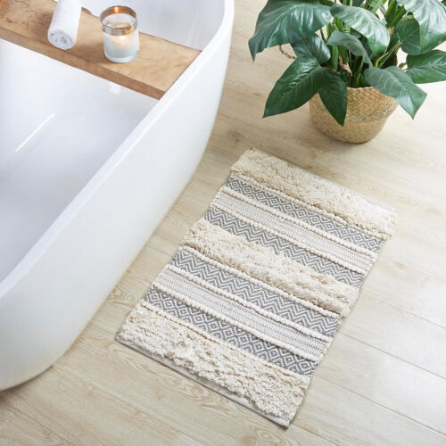 INK+IVY Bath Rug Hand-Woven Texture Shaggy Striped Soft & Water Absorbent, 20x32 - Picture 2 of 7