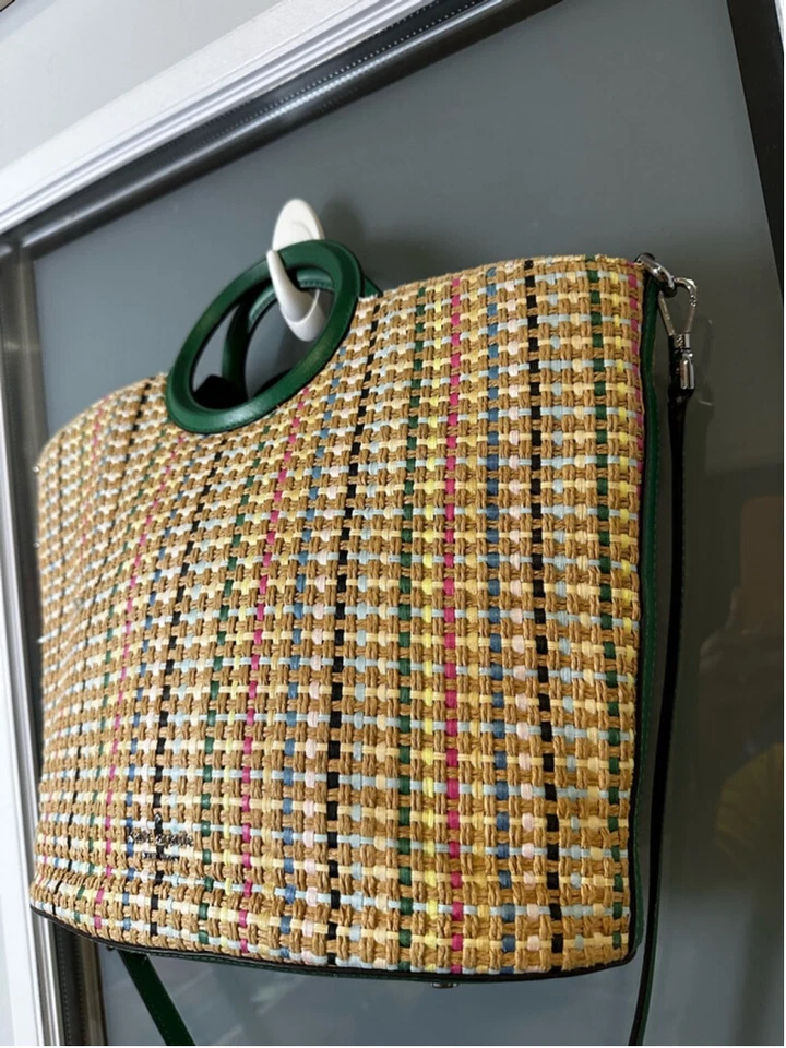 KATE SPADE Medium Raffia Woven Tote Bag with Green Leather Trim - Image 3 of 4