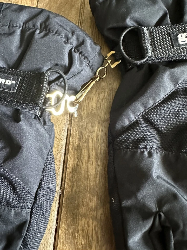 Guantes de muñeca para exteriores Grandoe M forrados negros aislados Foto 4 de 4