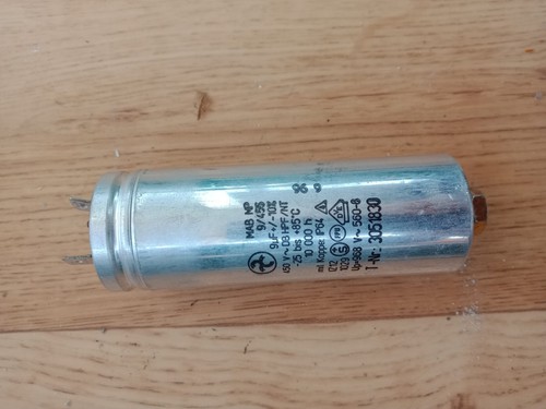 Miele Kondensator 9uF Spülm Waschautomat Trockner 3051830 Anlaufkondensator
