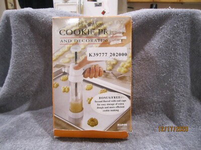 La Patisserie Cookie Press Decorating Set 2460 Kuhn Rikon Switzerland 20 Shapes 