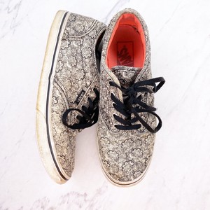 white vans size 6 womens