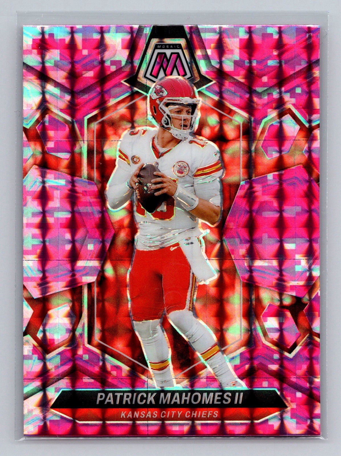 2024 Panini Mosaic Patrick Mahomes ll Pink Camo #106 Chiefs