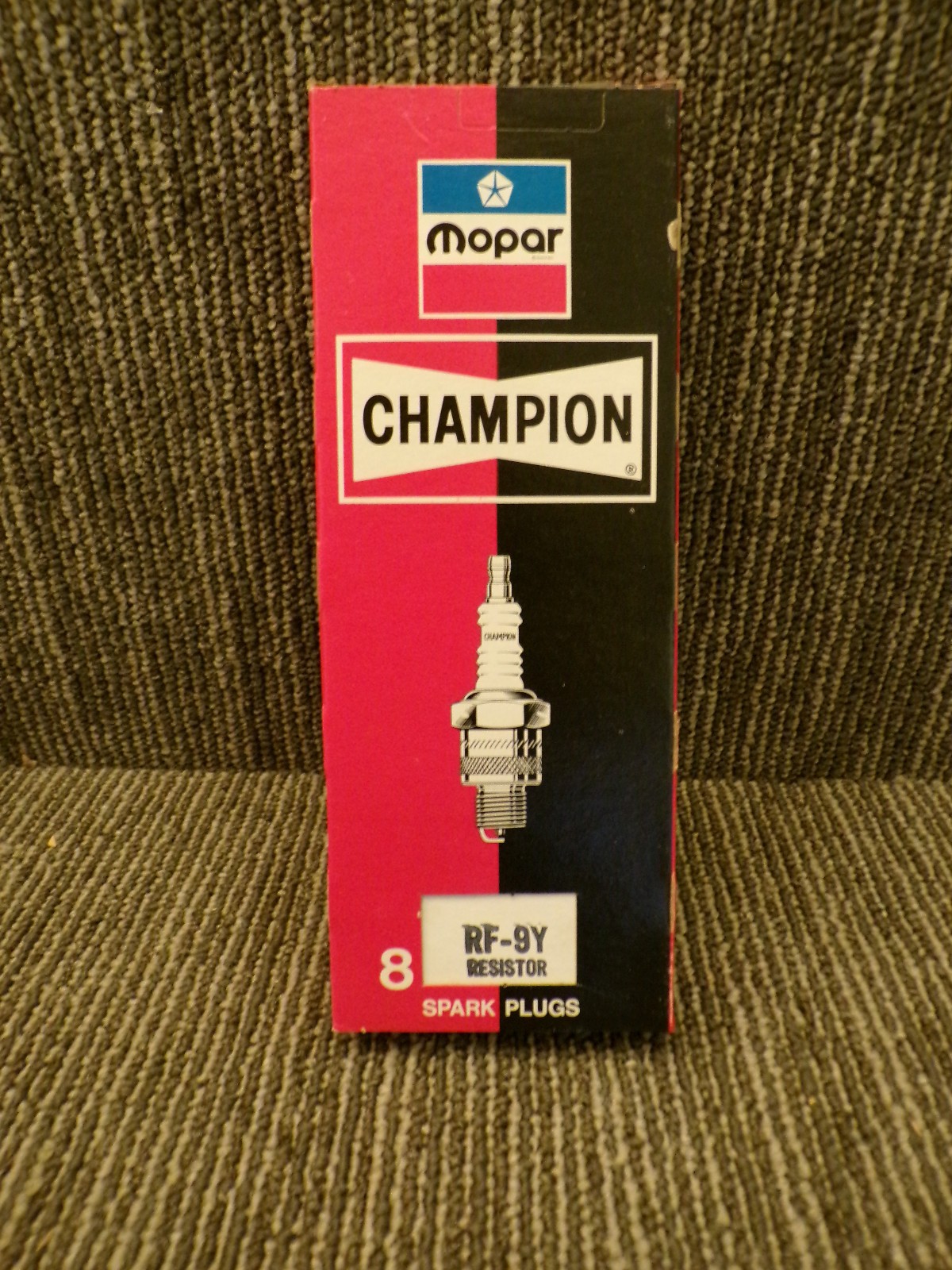 NOS 8 Vtg Champion RF-9Y Spark Plugs  Resistor Mopar USA Made
