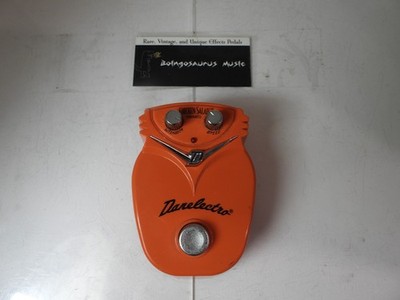 Danelectro DJ15 Chicken Salad Vibrato Effects Pedal Free USA Shipping