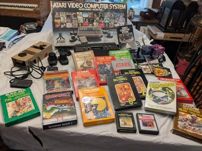 ATARI CX-2600A  VIDEO COMPUTER SYSTEM 1980 16 Games Pac Man Xtra Controls + More