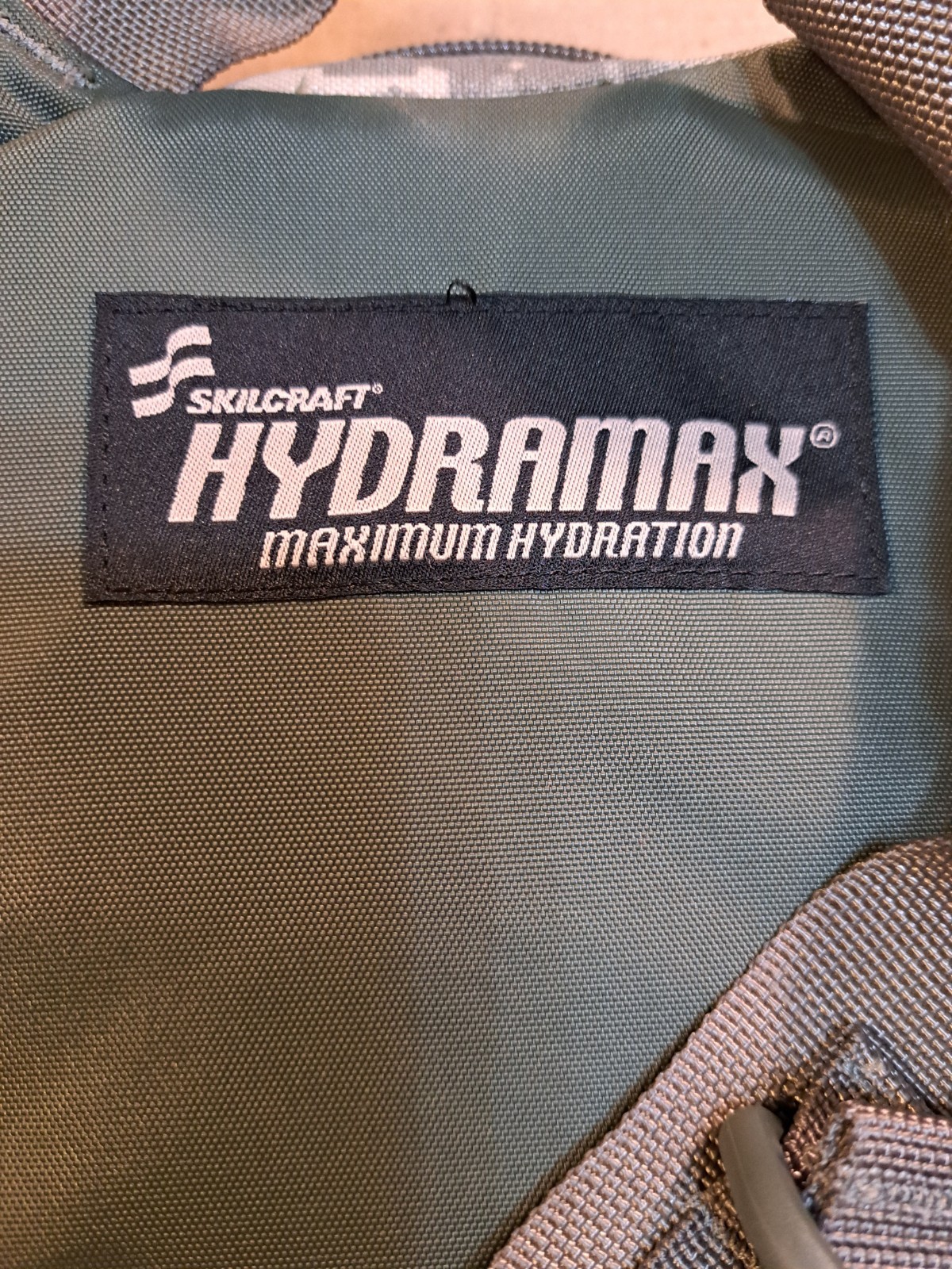 Skilcraft Hydramax Maximum Hydration System Stinger Bladder Camo Pack 100 oz.