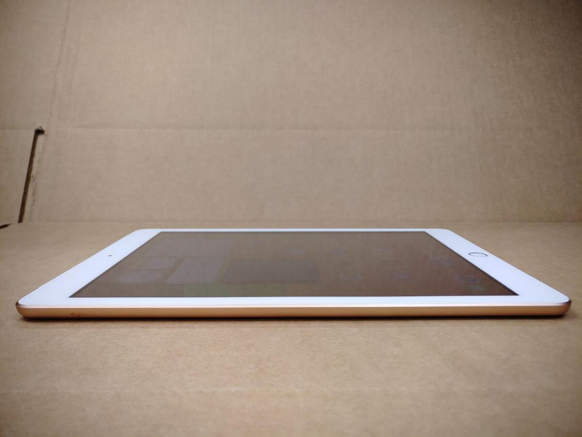 Apple iPad 6th Gen 9.7 Apple iPad 6th Gen 9.7