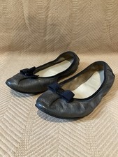SALVATORE FERRAGAMO black/silver leather ballet flats sz 5.5
