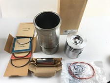 Genuine Oem International 1842554c95 Kit Piston Sleeve Ring 466 Dt466e Fast Sh Genuine Oem International 1842554c95 Kit Piston Sleeve Ring 466 Dt466e Fast Sh