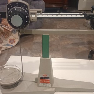 Ohaus Dial-O-Gram Dial Balance Lab Scale 310g Capacity Physical Laboratory
