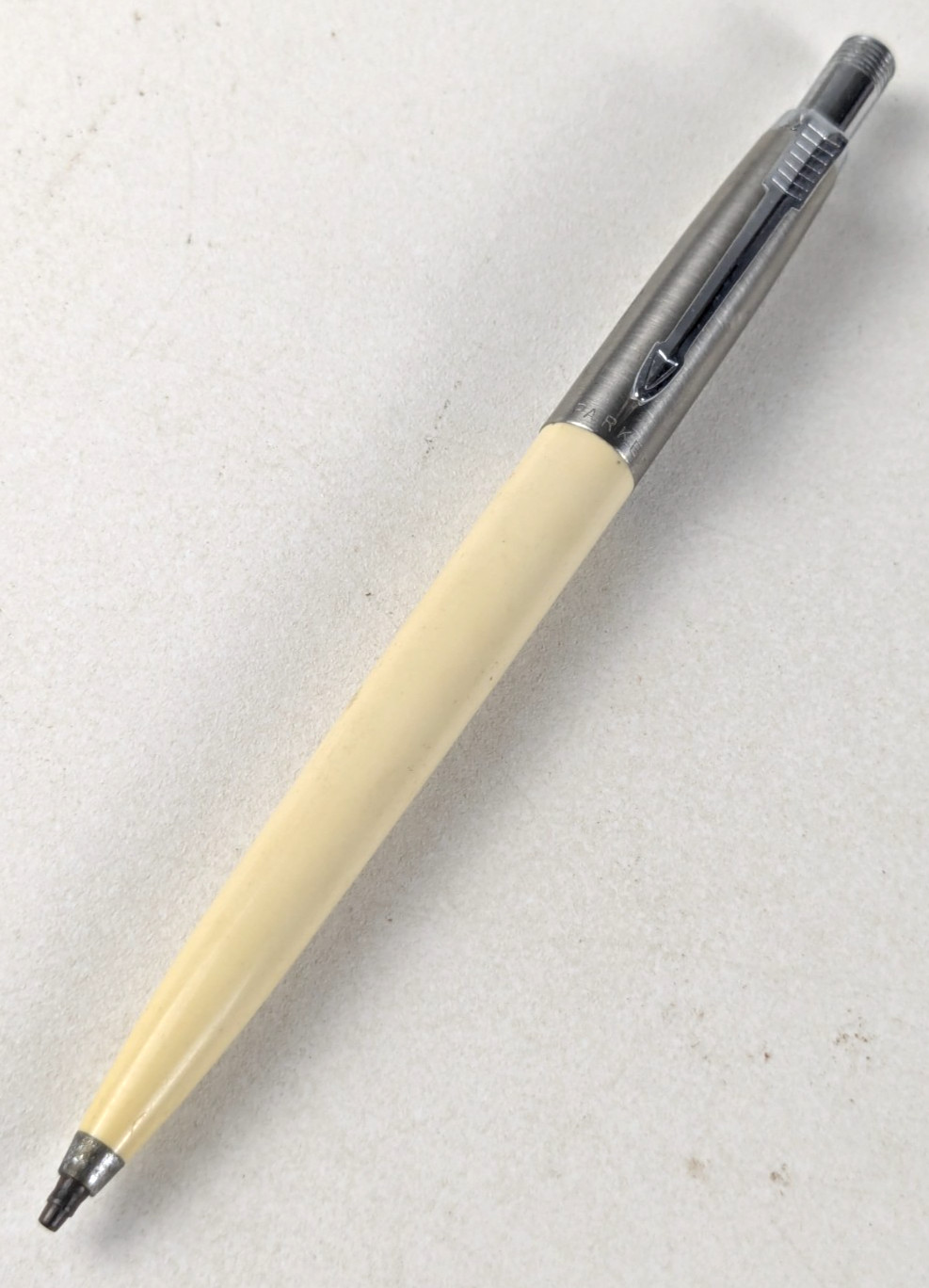 Pre 1973 - Cream White Parker Jotter Mechanical Pencil With Brass Threads - B18D