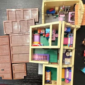 LEGO 71006 The Simpsons House incomplete Set (less than 20 pieces missing)