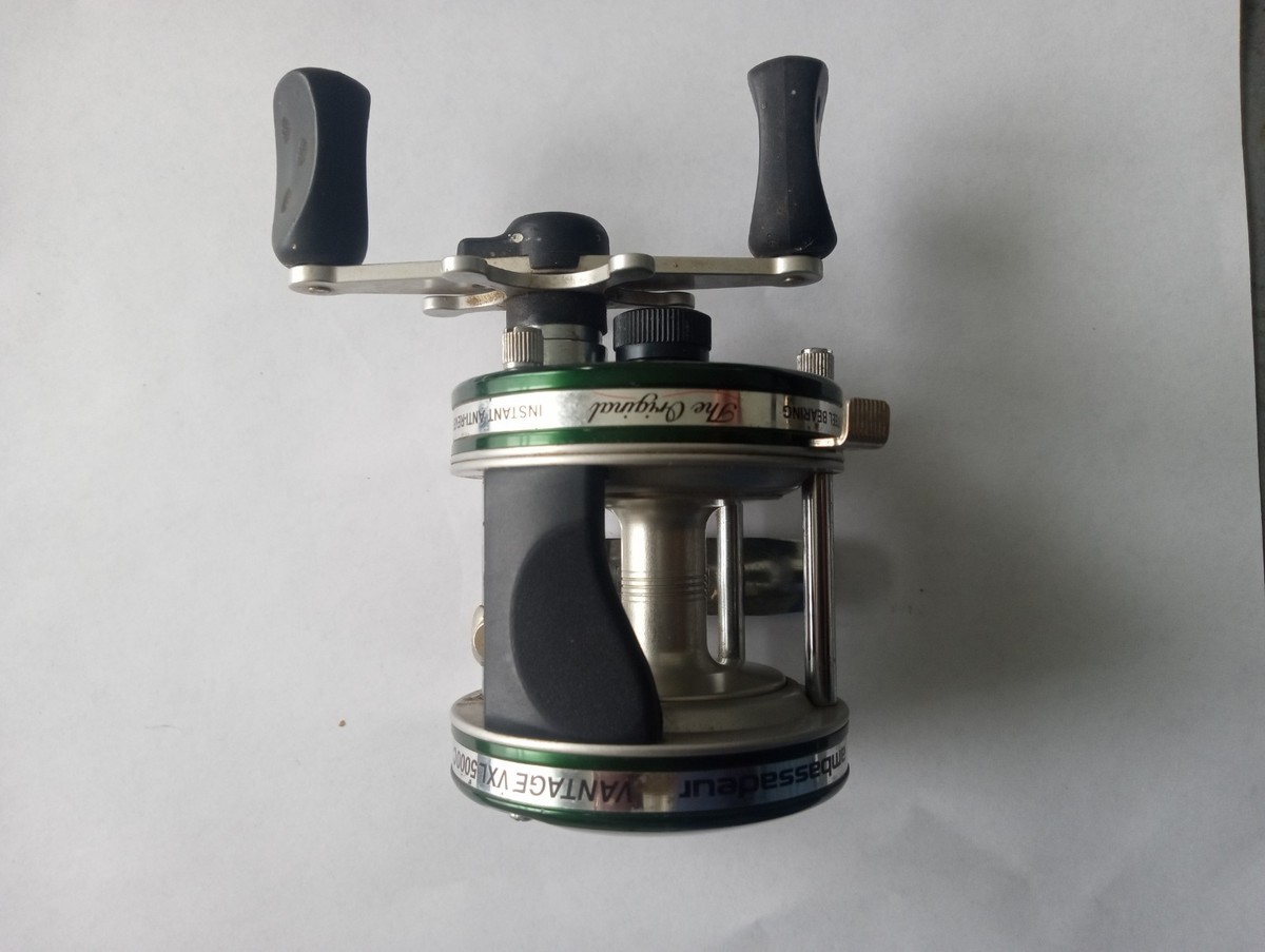 ABU Ambassadeur 5000C BIGＡ ABU AMBASSADEUR 5000C in Black with Case, accessories