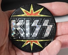 KISS BUTTON Pin Badge Love Gun Alive 2 Silver Prism Logo w/Orange & Yellow 2 1/2