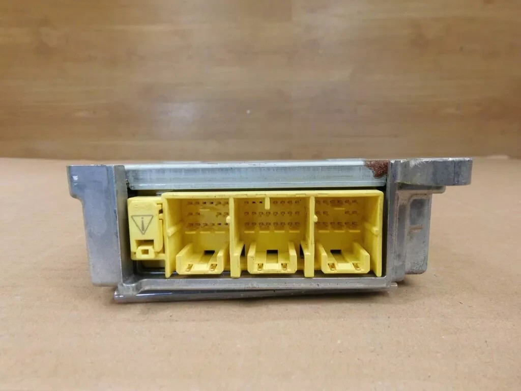 Suzuki Grand Vitara 2006-2012 Safe Control Module Unit 38910