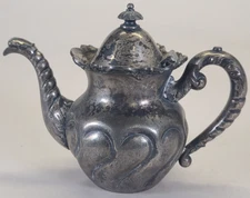 James W Tufts Teapot Quadruple Silver Plate Tea Pot Silverplate Vintage Antique
