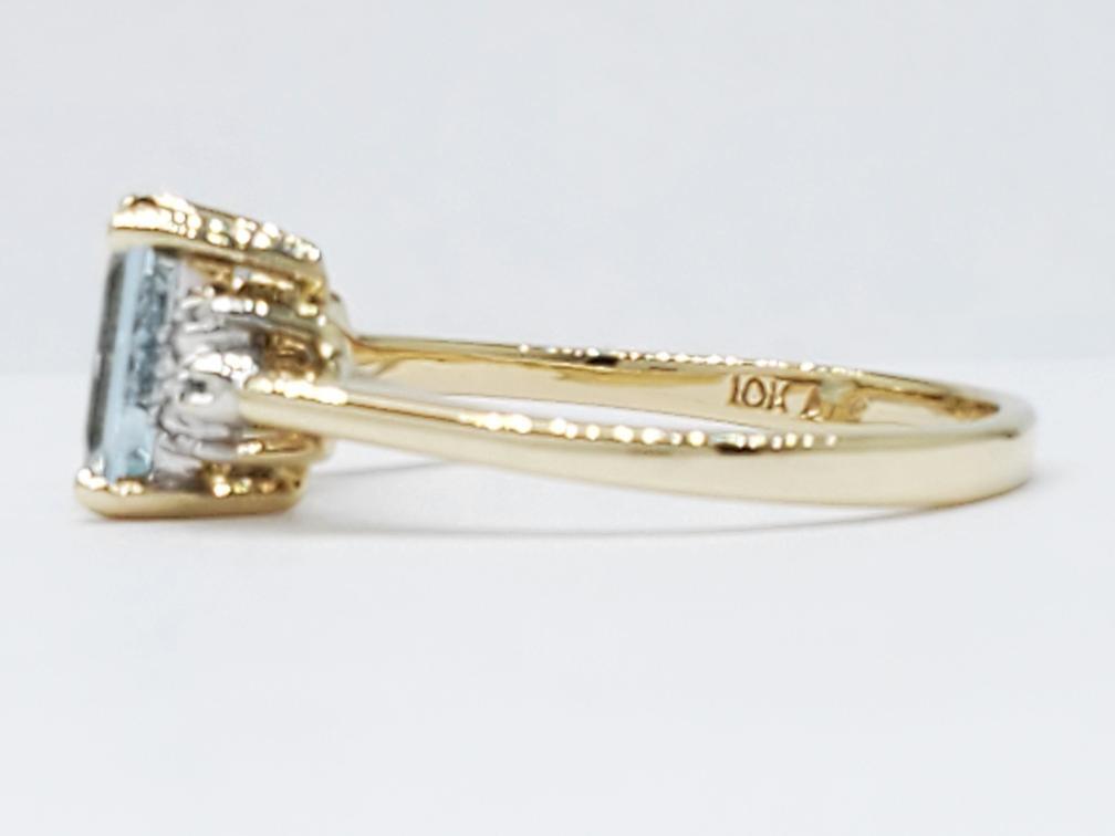 14K Solid Yellow Gold Rectangular Cut Aquamarine … - image 3