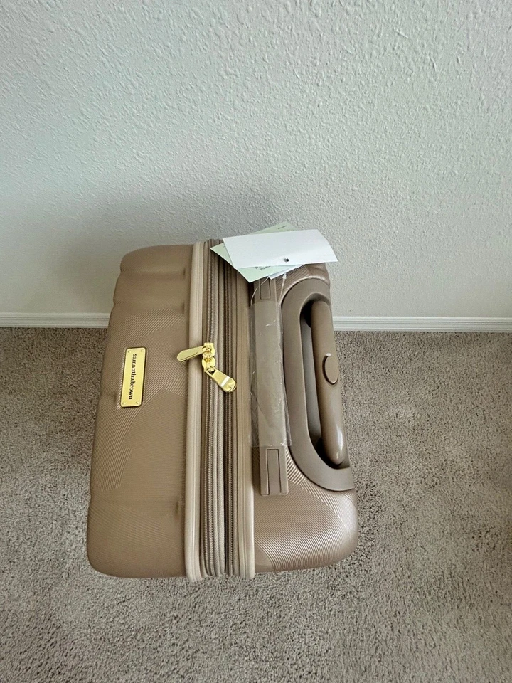 Samantha Marrón 22" Rígido Equipaje de Mano Spinner, Equipaje CHAMPAGNE Nuevo con Etiquetas Foto 3 de 4