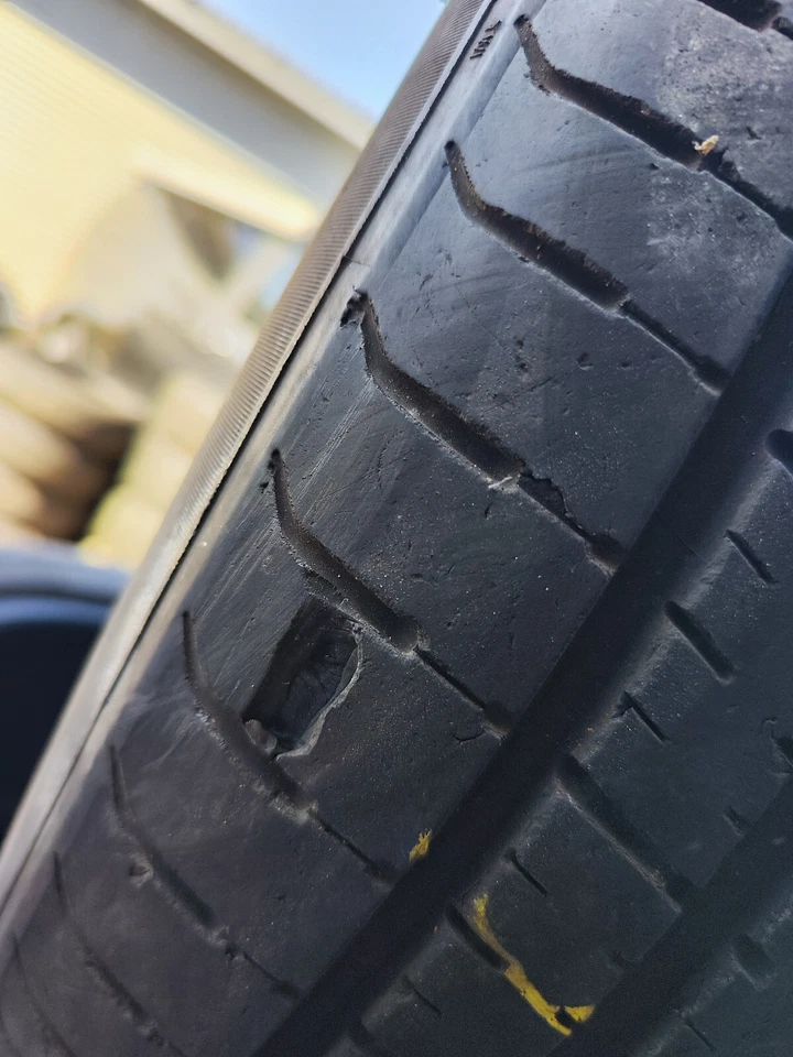 4 Sommerreifen 315/40R21 111Y & 275/45R21 107Y Pirelli PZero - Bild 3 von 4