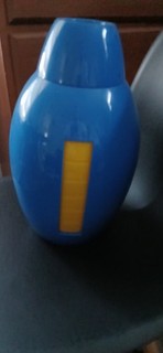 ThinkGeek Capcom Mega Man Mega Buster Replica (LEDs & Sound Works)