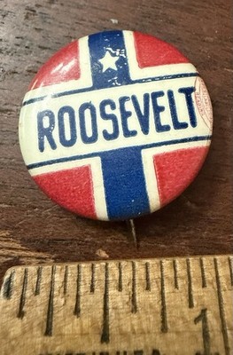 Vintage Pinback ROOSEVELT, 1 STAR, 1 in Dia. Red White and Blue. Celluloid