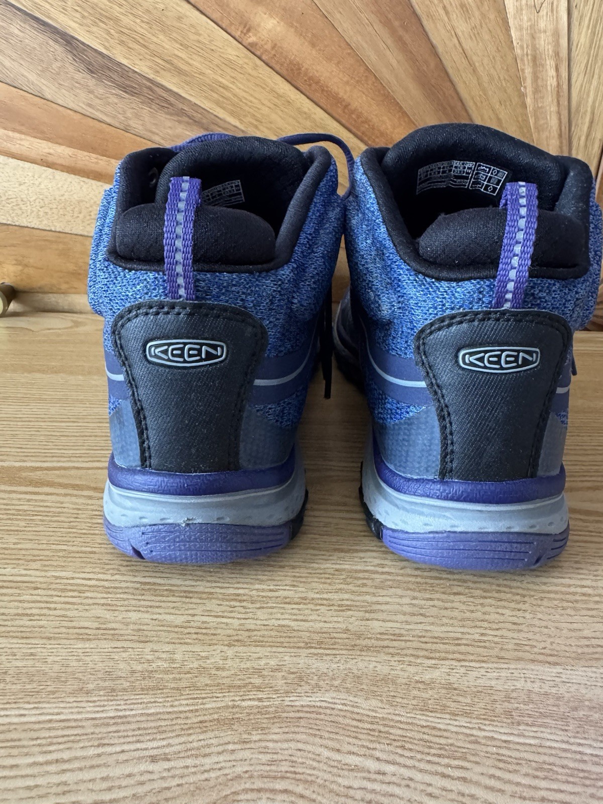 Stivali da trekking Keen donna taglia 6 5 TERADORA II Mid impermeabili blu viola astrali usati in ottime condizioni