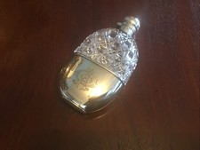 RARE ANTIQUE MAPPIN & WEBB HALLMARKED SILVER & CUT-GLASS HIP FLASK, LONDON 1890.