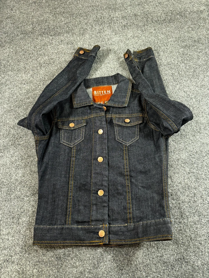 Chaqueta para mujer Bitten by Sarah Jessica Parker mediana negra de algodón chaqueta de camionero Foto 2 de 4