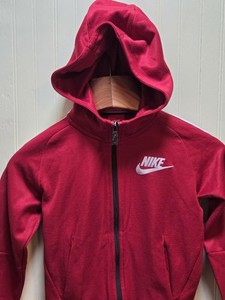 Nike Sweatshirt Kids 6-7 Red Full Zip Hoodie Fleece Stripe Sleeve Swoosh