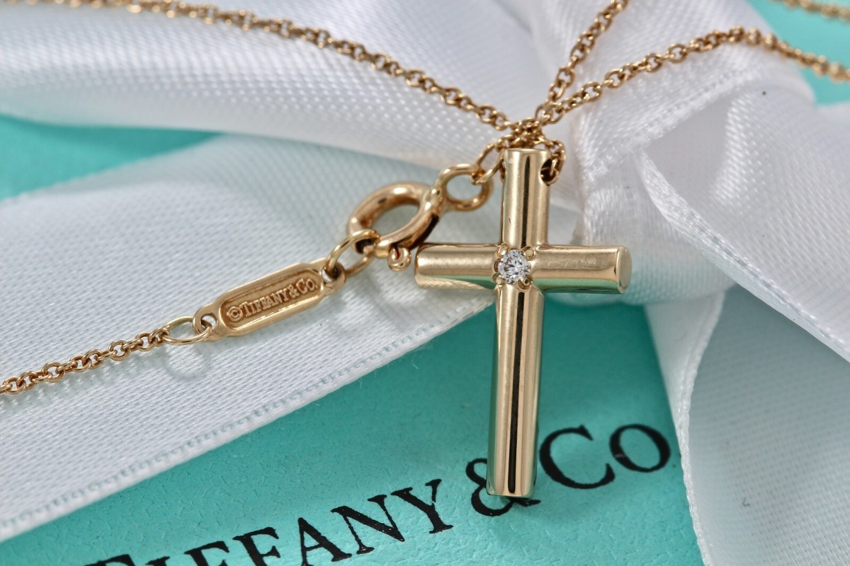Tiffany & Co. ネックレス Sixteen Stone by Tiffany:Cross Pendant in Platinum and Yellow Gold