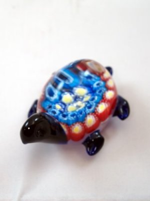 M Design Art Glass Art Blue/Red Turtle Paperweight