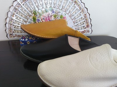 Handmade Leather Women/'s Hole Design Moroccan Slippers Of Choice Babouches
