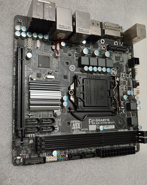 GIGABYTE GA Z97n WiFi LGA 1150 Intel Z97 USB 3.0 Mini ITX Motherboard I
