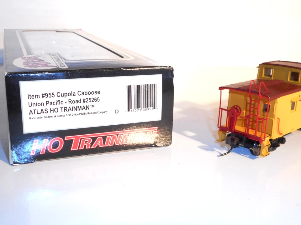 Atlas 955, Union Pacific Cupola Caboose, road 25265. In New cond.HO scale.Boxed - Image 2 of 4