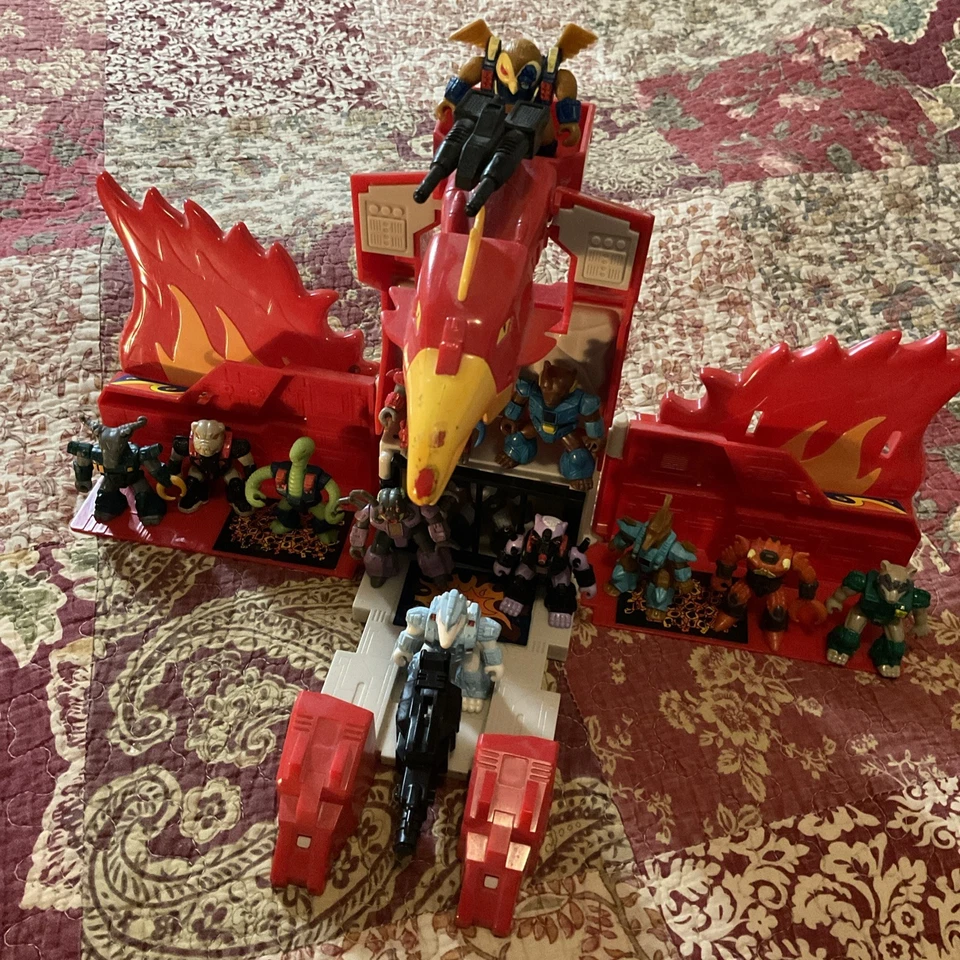 1987 Battle Beasts Lot 13 Figures Blazing Eagle Transport Station Playset Takara - Image 2 of 4