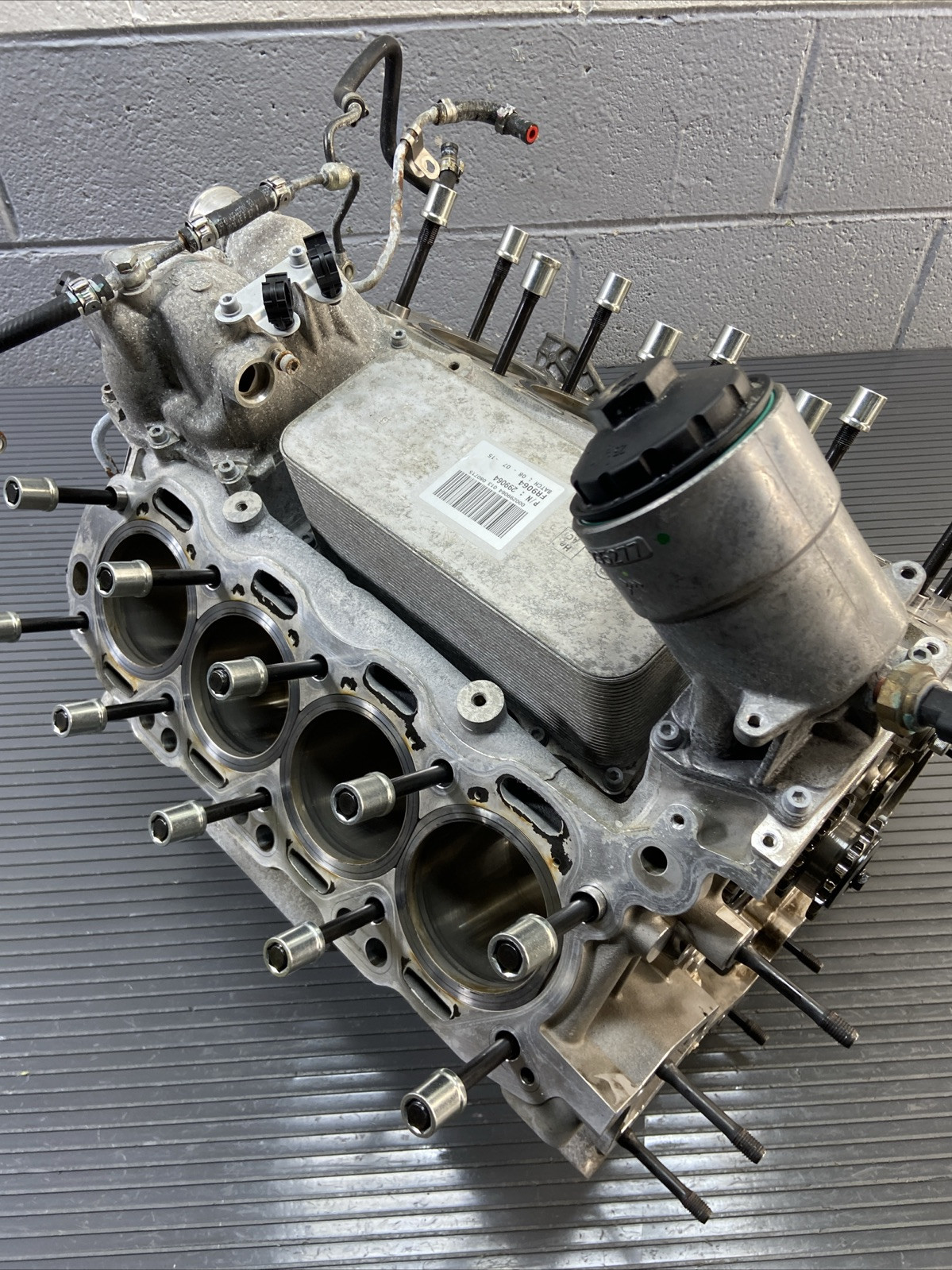 2015-2018 Ferrari California T 3.9L V8 Engine Block Crankcase 3k Miles OEM