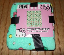 Hello Kitty Christmas Wreath Silk Touch Throw 40x50 Blanket 2025 Sanrio NEW