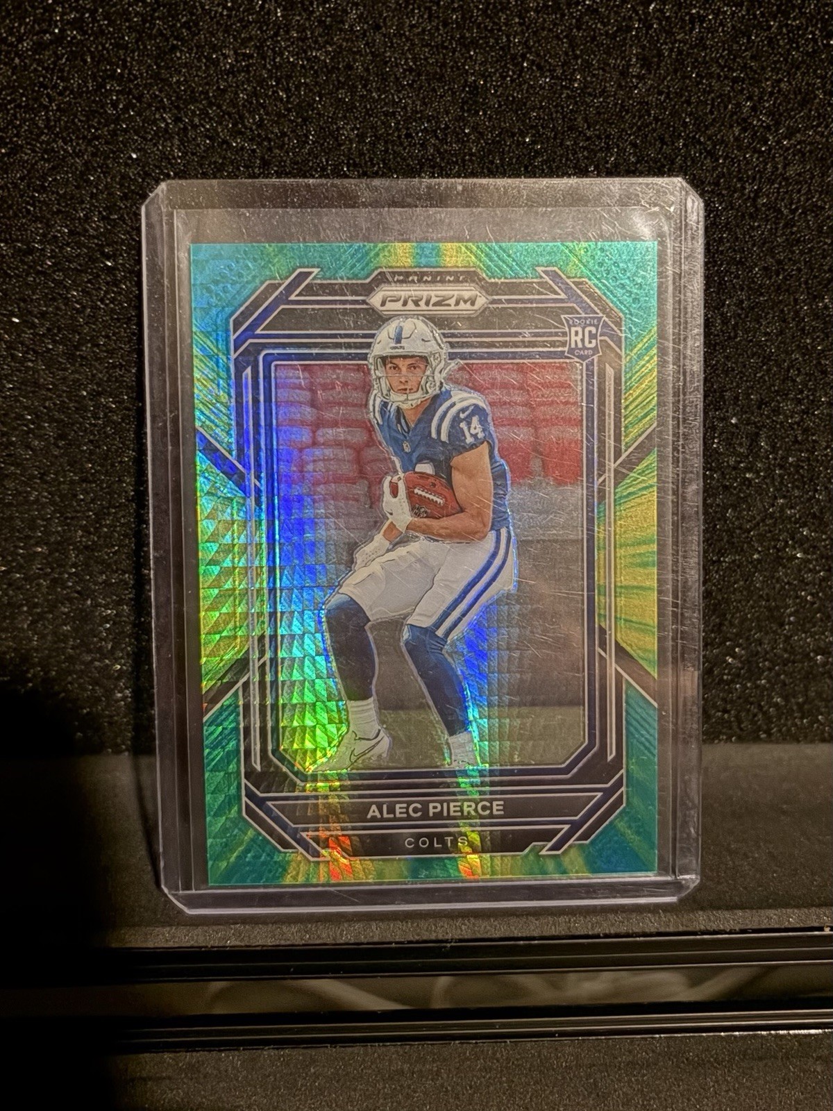 2022 Panini Prizm Alec Pierce Rookie Hyper Prizm #330 /175 Colts NFL