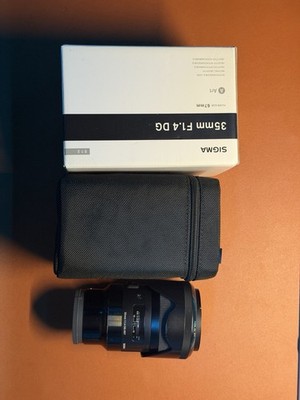 Sigma 35mm f/1.4 Art Standard Lens Auto & Manual Focus with Case, Hood, Box