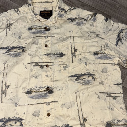Woolrich Shirt Mens XL Button Down Short Sleeve Fly Fishing AOP All Over Print - Picture 4 of 11