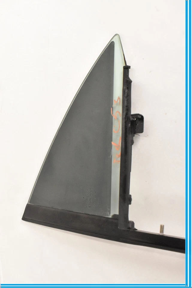 Оригинальное заднее левое стекло на четверть стекла со стороны водителя для Mercedes W218 CLS550 CLS63 12–18 годов выпуска - Изображение 2 из 4