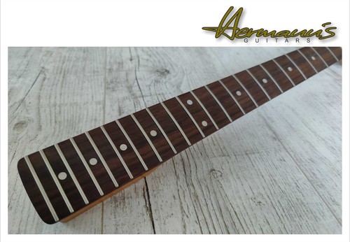 Str*t Roasted Can. Maple Neck, Pau Ferro Fretboard, Finish Nitro Satin, STRM-07 - Bild 6 von 7