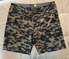 Quiksilver Amphibian Black Green Shorts Mens 38 Walk Shorts For the Water