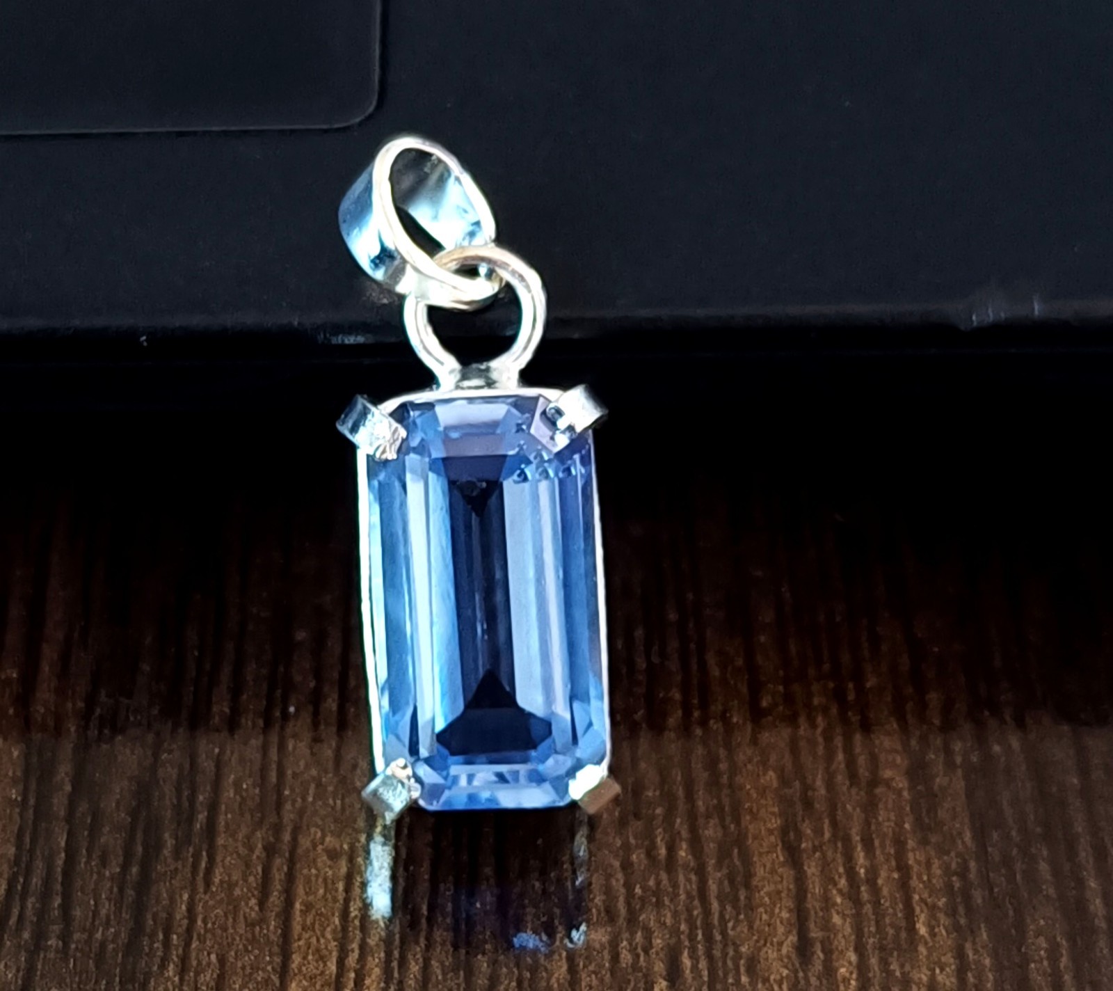 Natural Certified 20 Ct Santa Maria Blue Aquamarine Pendant -In 925 Solid Silver