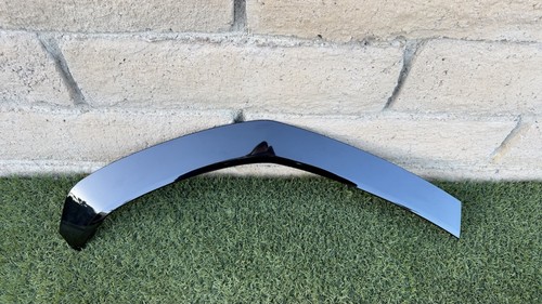 Lamborghini Urus Rear Right Trim cover P/N 4ML853818 Photo - $600