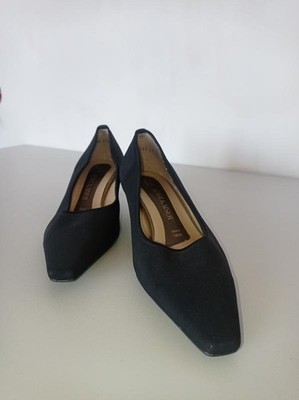 women peter kaiser heels black